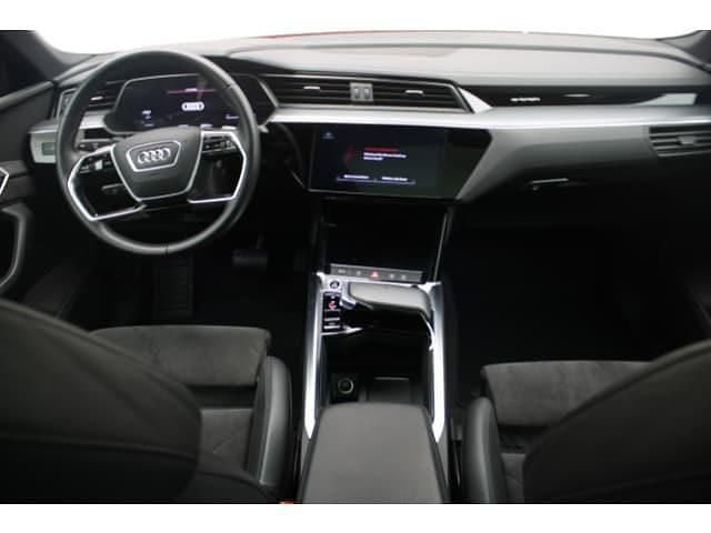 Gebraucht Audi e-tron Sportback Ambiente 230 kW (313 PS) 2021 Catalunyarot metallic SUV