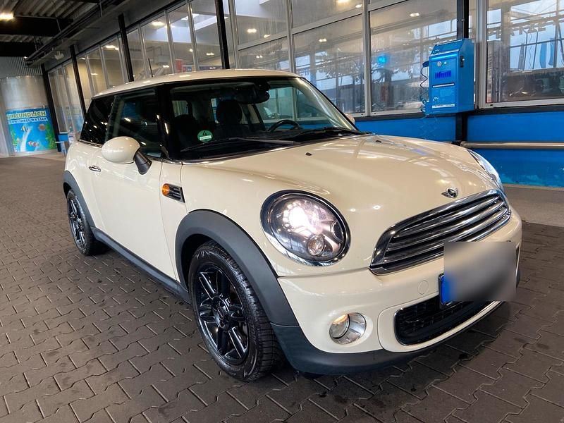 Beige Gebraucht 2010 Mini Cooper Coupé Coupé | 4.999 € (Fairer Preis) - Bild 1/4