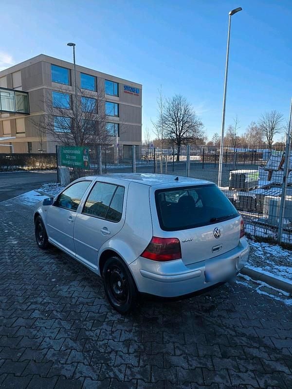 Gebraucht VW Golf IV 116 PS (85 kW) 1999 Silber Kleinwagen