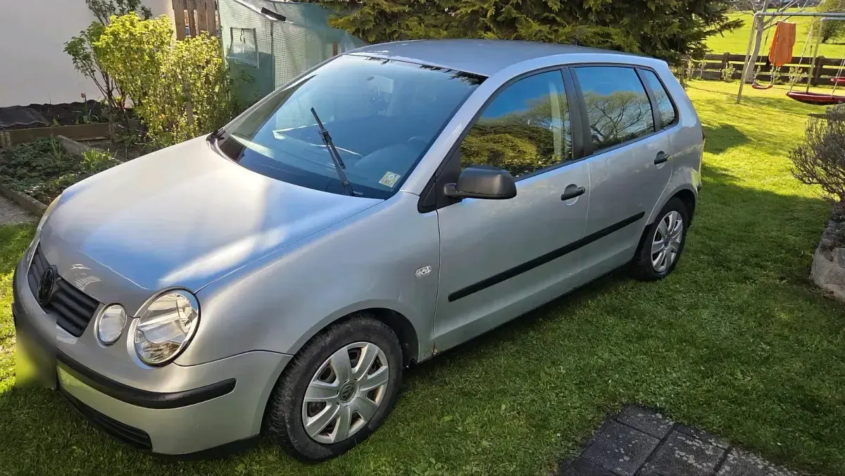 Gebraucht VW Polo 64 PS (47 kW) 2004 Silber Kleinwagen