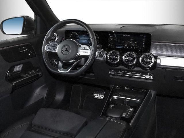 Gebraucht Mercedes GLB200 163 PS (119 kW) 2022 Grau SUV