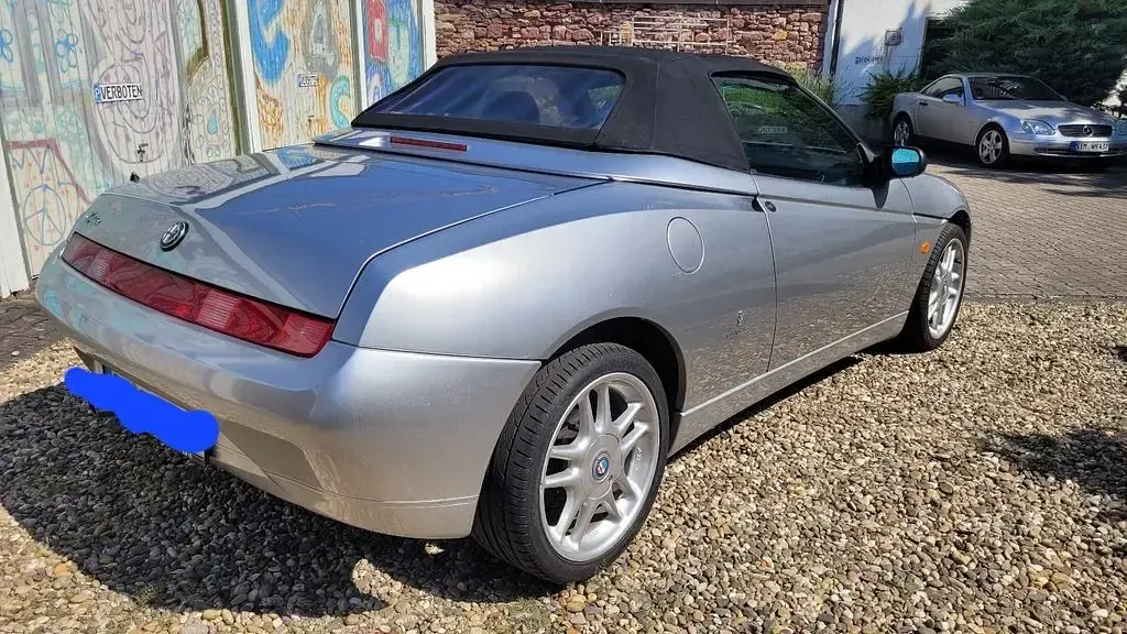 Gebraucht Alfa Romeo Spider 165 PS (121 kW) 2003 Silber Cabrio