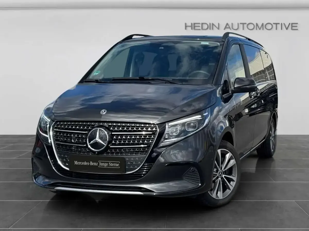 Gebraucht Mercedes V300 Avantgarde 237 PS (174 kW) 2025 Szary Van / Kleinbus