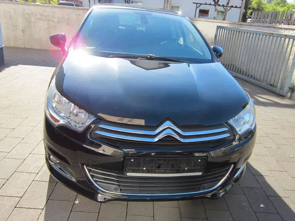 Second-hand Citroën C4 Exclusive 120 CP (88 kW) 2011 Negru Berlinǎ