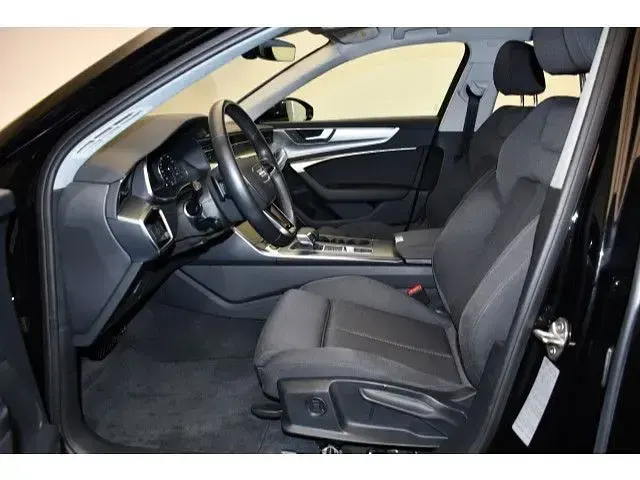 Gebraucht Audi A6 Sport 204 PS (150 kW) 2022 Brillantschwarz Kombi