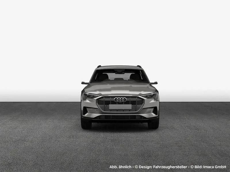 Gebraucht Audi e-tron 230 kW (313 PS) 2022 Taifungrau metallic SUV