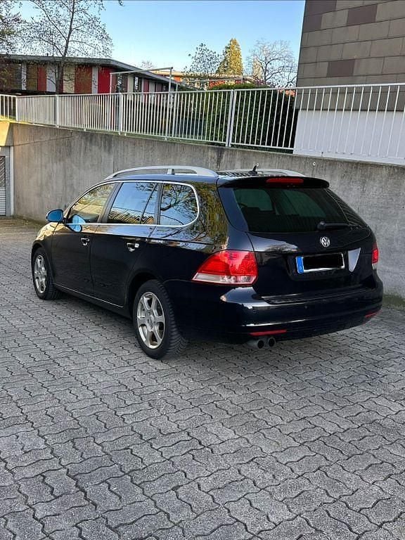 Gebraucht VW Golf VI Highline 140 PS (102 kW) 2011 Schwarz Kleinwagen