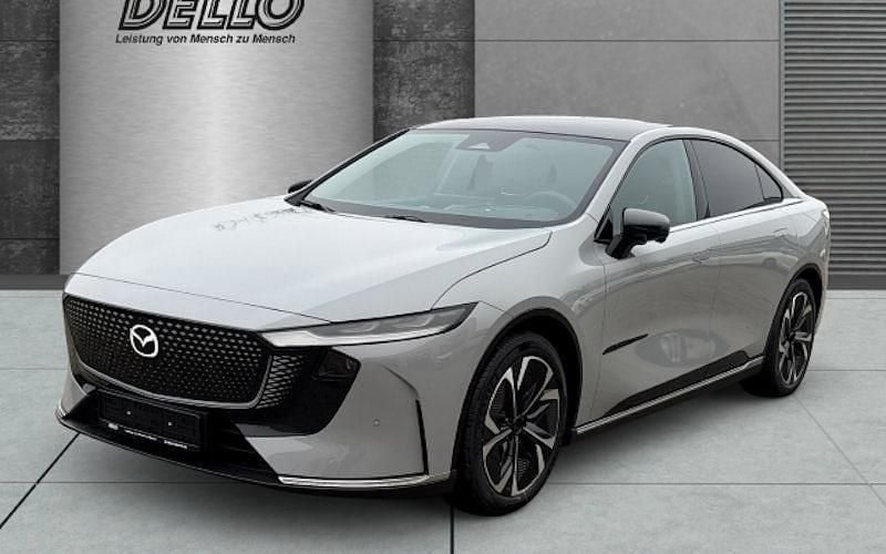 Grau Neu 2025 Mazda 6e Takumi-Line Limousine | 39.690 € (Guter Preis) - Bild 1/4