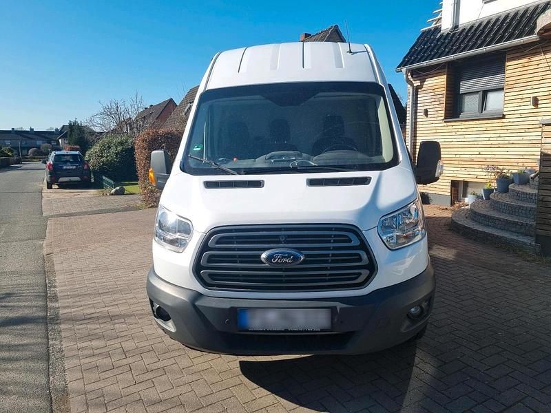 Gebraucht Ford Transit 2018 Weiß Van / Kleinbus