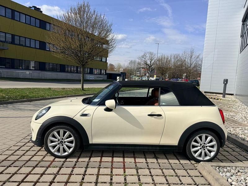 Gebraucht Mini Cooper Cabriolet 136 PS (100 kW) 2021 Weiß Cabrio