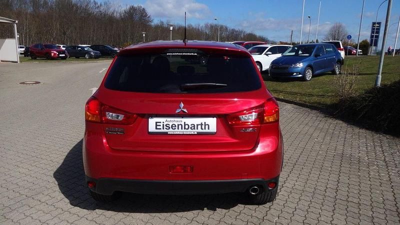 Gebraucht Mitsubishi ASX Plus 114 PS (83 kW) 2017 Karminrot SUV
