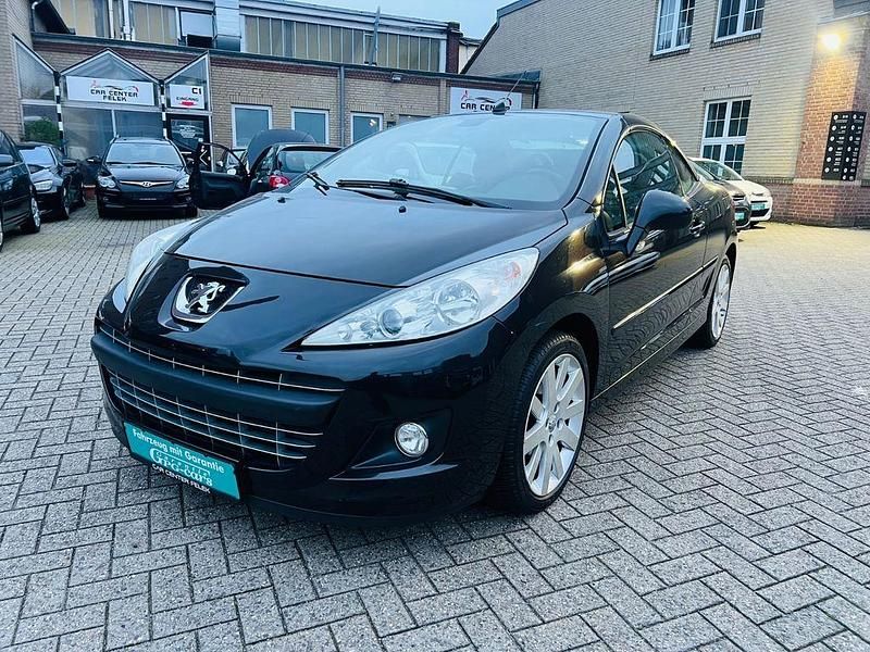 Schwarz Gebraucht 2010 Peugeot 207 CC Platinum Cabrio | 2.490 € (Guter Preis) - Bild 1/4