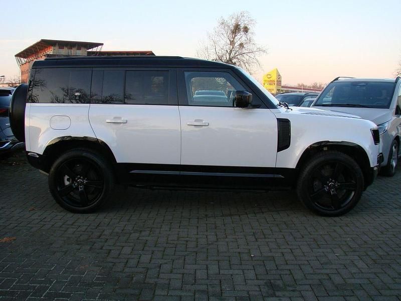 Gebraucht Land Rover Defender Dynamic 300 PS (220 kW) 2023 Yulong white SUV