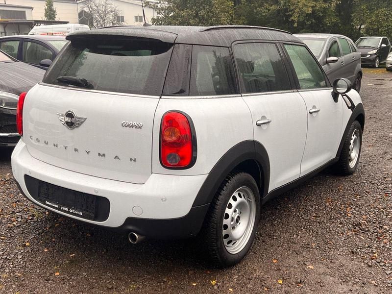 Gebraucht Mini Cooper Chili 122 PS (89 kW) 2016 Weiß Kleinwagen