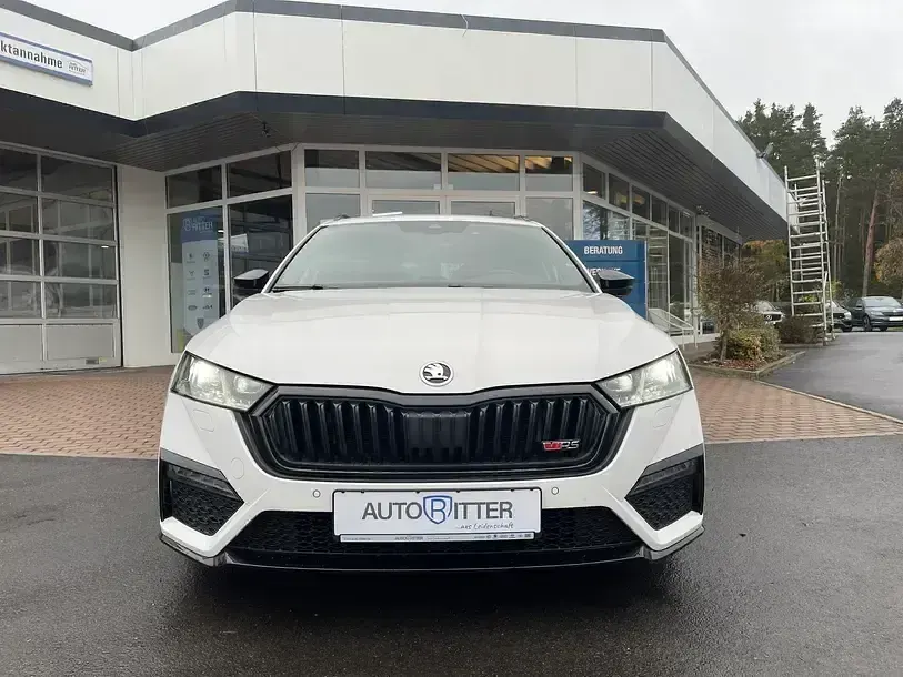 Gebraucht Skoda Octavia RS 200 PS (147 kW) 2022 Candyweiss Kombi
