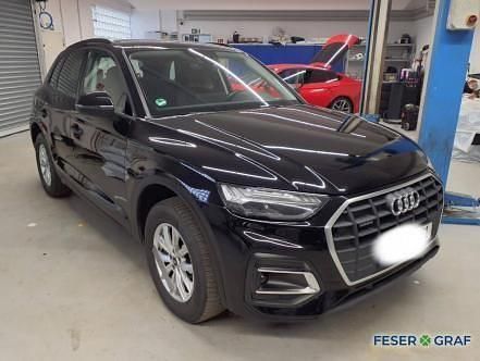 Gebraucht Audi Q5 Ambiente 204 PS (150 kW) 2022 Brillantschwarz SUV