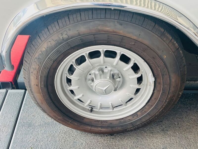 Gebraucht Mercedes SL280 1969 Silber Cabrio