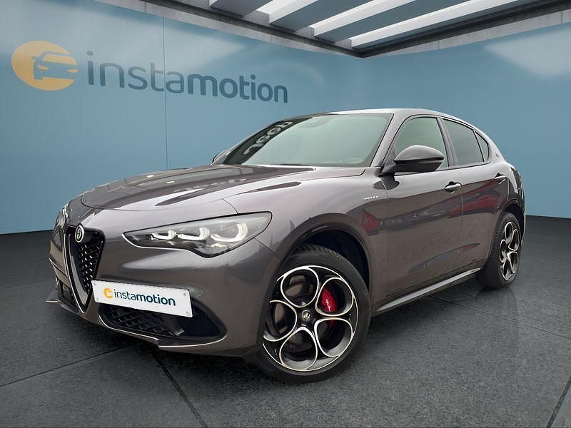 Grau Gebraucht 2024 Alfa Romeo Stelvio SUV | 39.349 € (Fairer Preis) - Bild 1/4