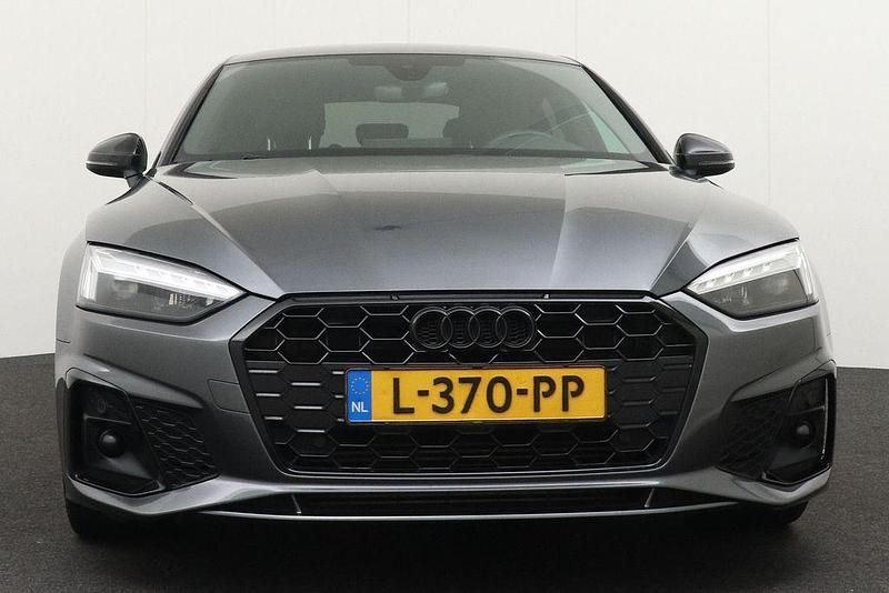 Gebraucht Audi A5 Sportback Competition 150 PS (110 kW) 2021 Grau Kleinwagen