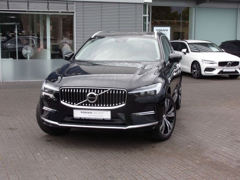 Schwarz Gebraucht 2023 Volvo XC60 Plus SUV | 37.900 € (Guter Preis) - Bild 1/4