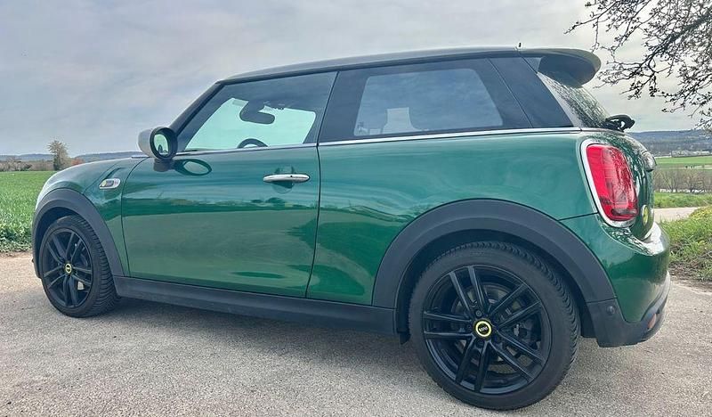Gebraucht Mini Cooper SE 135 kW (184 PS) 2020 Grün Kleinwagen