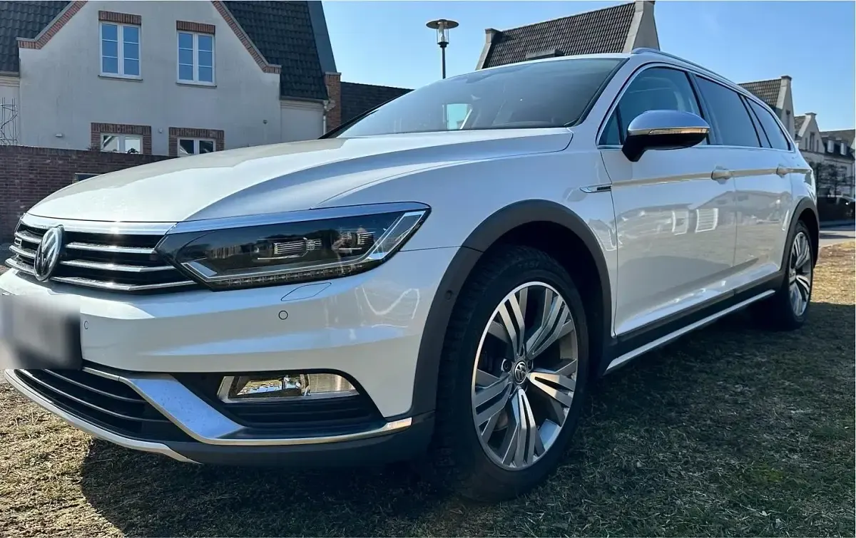 Używany VW Passat Alltrack 239 KM (175 kW) 2015 Biały Kombi