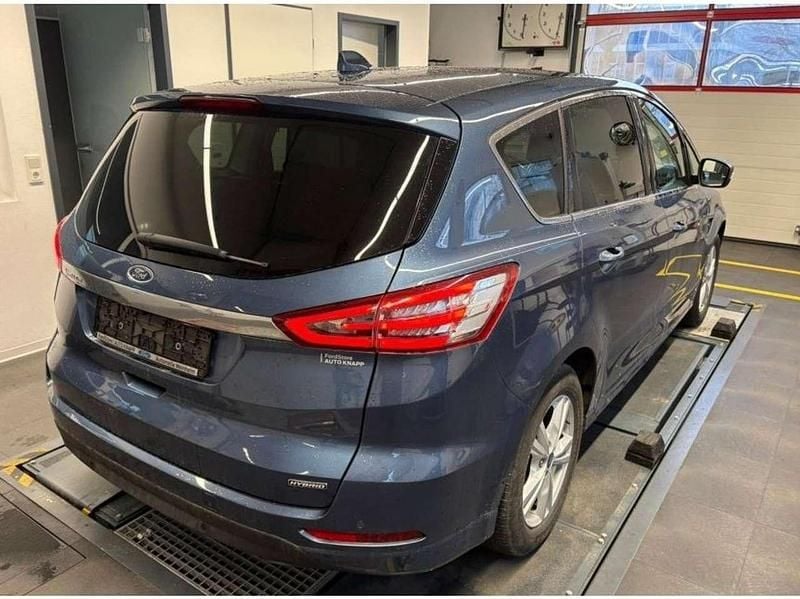 Gebraucht Ford S-MAX Titanium 190 PS (139 kW) 2021 Blau Van / Kleinbus