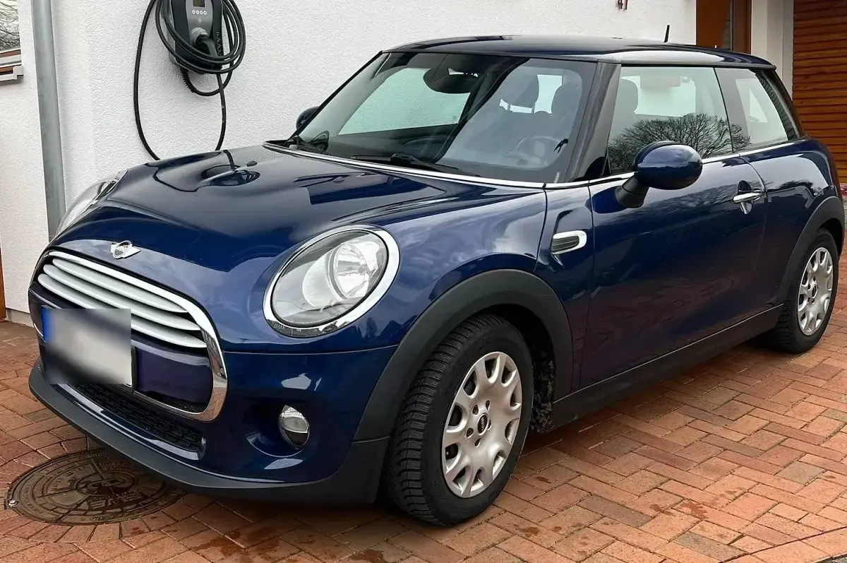 Używany Mini Cooper 136 KM (100 kW) 2015 Niebieski Hatchback