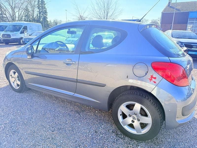 Gebraucht Peugeot 207 150 PS (110 kW) 2010 Grau Kleinwagen
