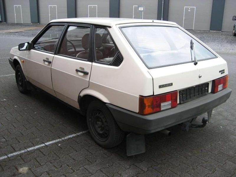 Gebraucht Lada Samara 65 PS (47 kW) 1990 Weiß Kleinwagen