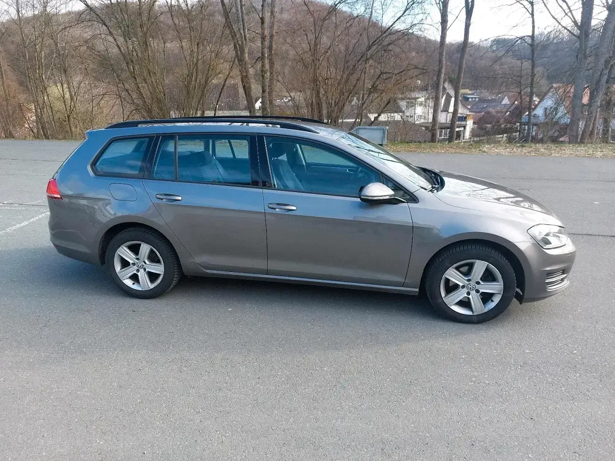 Gebraucht VW Golf VII 110 PS (80 kW) 2015 Grau Kombi