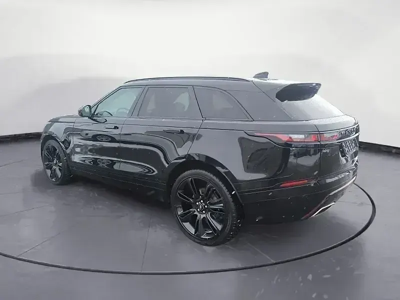 Gebraucht Land Rover Range Rover Velar HSE Dynamic 300 PS (220 kW) 2022 Santorini black metallic SUV