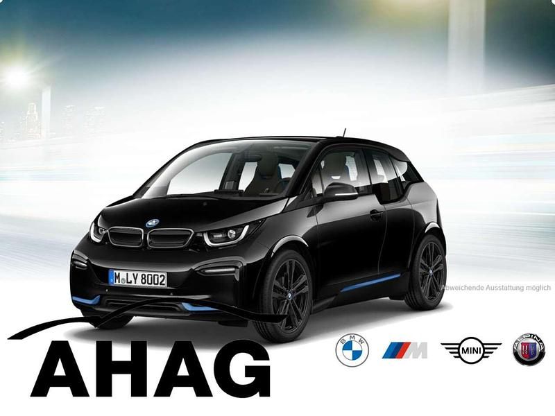Fluid black mit akzent bmw i Gebraucht 2021 BMW i3 Limousine | 22.840 € (Fairer Preis) - Bild 1/4