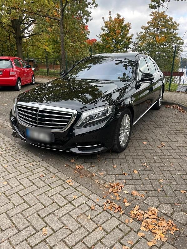 Schwarz Gebraucht 2014 Mercedes S350 Limousine | 22.550 € (Etwas zu teuer) - Bild 1/4