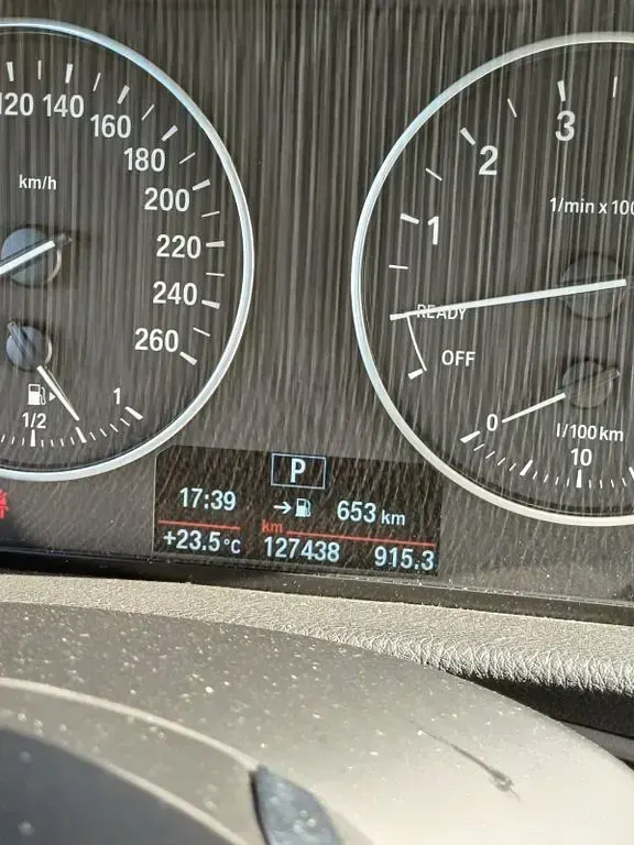 Gebraucht BMW 220 Active Tourer Advantage 192 PS (141 kW) 2016 Schwarz Van / Kleinbus
