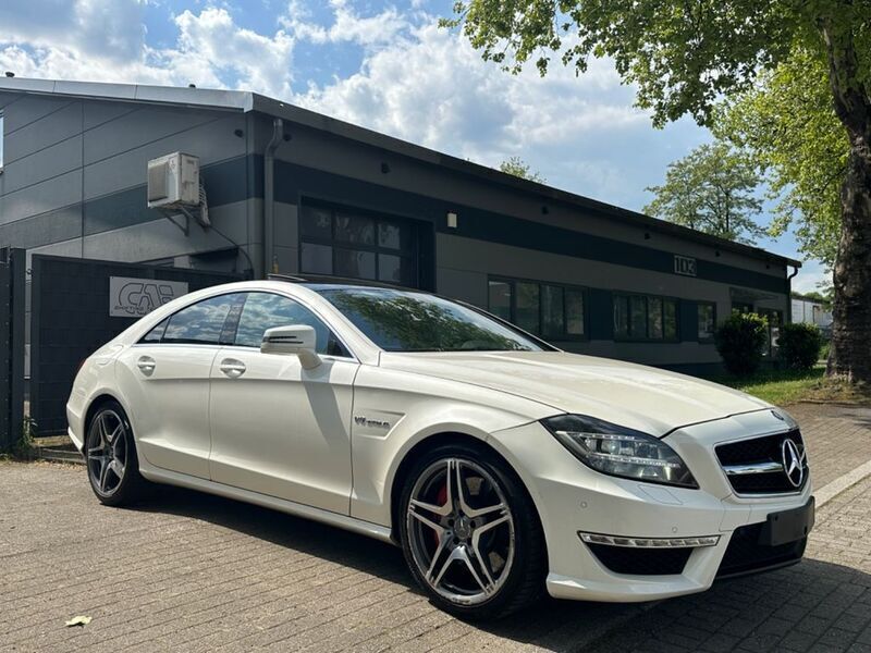 Weiß Gebraucht 2012 Mercedes CLS63 AMG AMG Limousine | 31.700 € (Guter Preis) - Bild 1/4