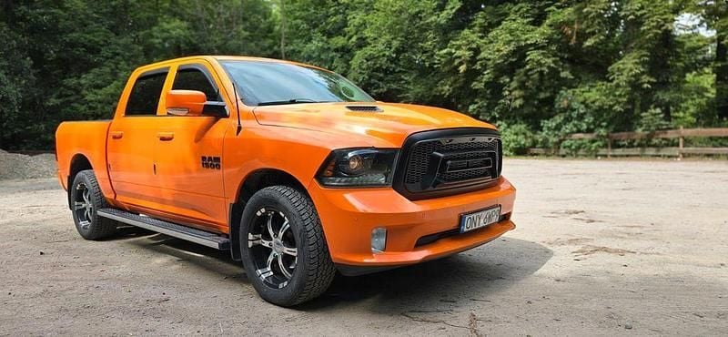 Orange Gebraucht 2015 Dodge Ram Abholung | 32.900 € (Fairer Preis) - Bild 1/4