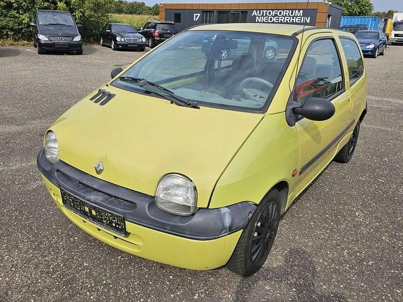 Gelb Gebraucht 1998 Renault Twingo Elysee Kleinwagen | 1.600 € (Fairer Preis) - Bild 1/4