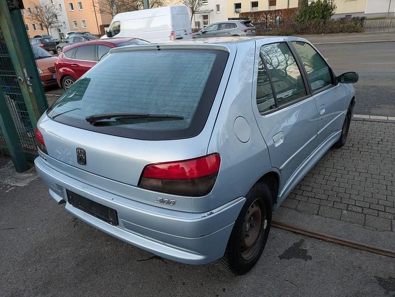 Gebraucht Peugeot 306 88 PS (64 kW) 2000 Blau Limousine