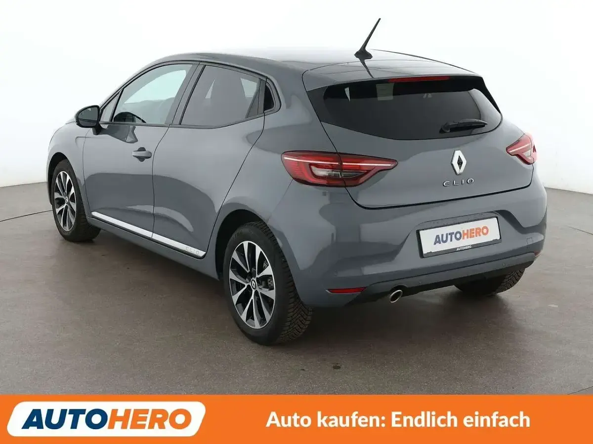 Gebraucht Renault Clio Business 91 PS (66 kW) 2022 Grau Kleinwagen