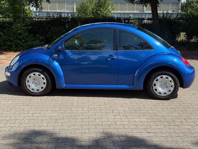 Gebraucht VW New Beetle 102 PS (75 kW) 2002 Blau Kleinwagen