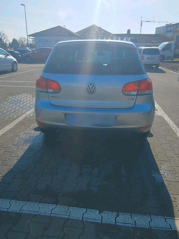 Gebraucht VW Golf VI 122 PS (89 kW) 2010 Silber Kleinwagen