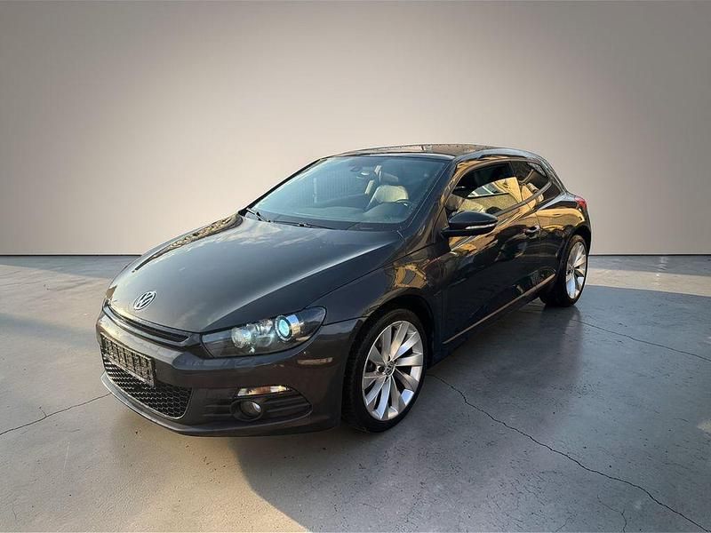 Gebraucht VW Scirocco 200 PS (147 kW) 2009 Dark maroon Coupé