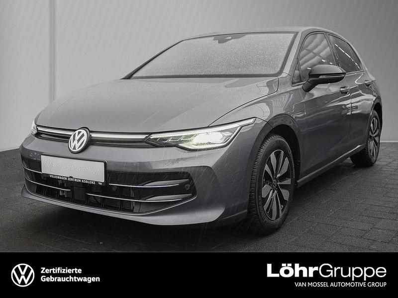 Anemonenblau metallic Gebraucht 2025 VW Golf Goal Limousine | 29.980 € (Fairer Preis) - Bild 1/4
