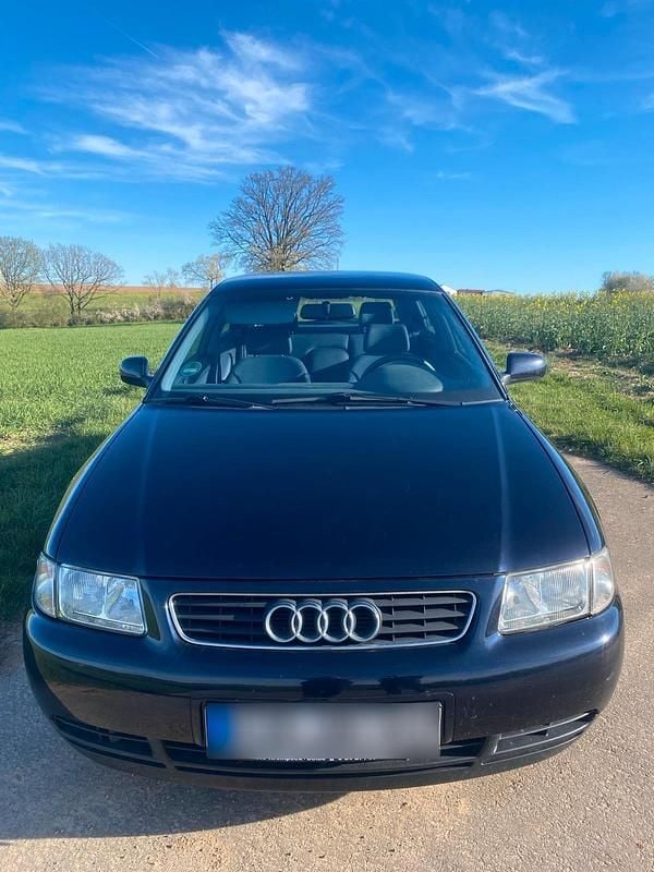 Gebraucht Audi A3 101 PS (74 kW) 1999 Blau Kleinwagen