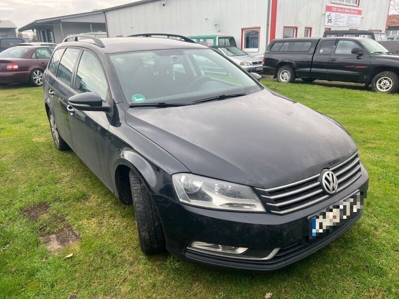 Gebraucht VW Passat Trendline 105 PS (77 kW) 2011 Schwarz Kombi