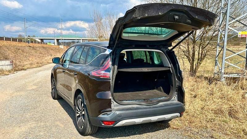 Gebraucht Renault Espace 160 PS (117 kW) 2016 Braun Van / Kleinbus