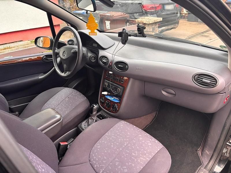 Gebraucht Mercedes A140 Elegance 82 PS (60 kW) 2004 Schwarz Kleinwagen
