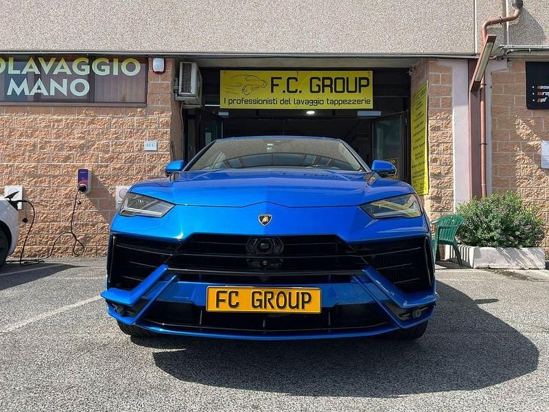 Blau Gebraucht 2023 Lamborghini Urus SUV | 288.000 € - Bild 1/4