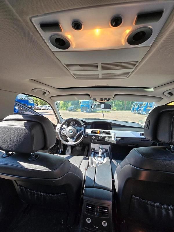 Schwarz Gebraucht 2010 BMW 530 Limousine | 4.000 € (Superpreis) - Bild 1/4